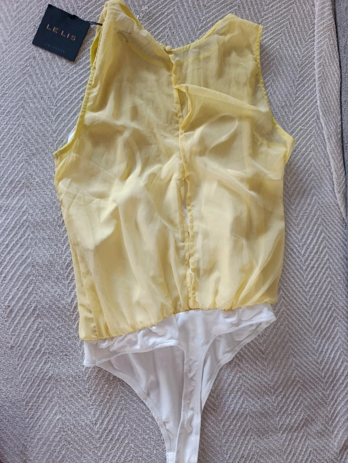 Le Lis pastel yellow women's chic elegant transparent voile T-shirt – photo 4
